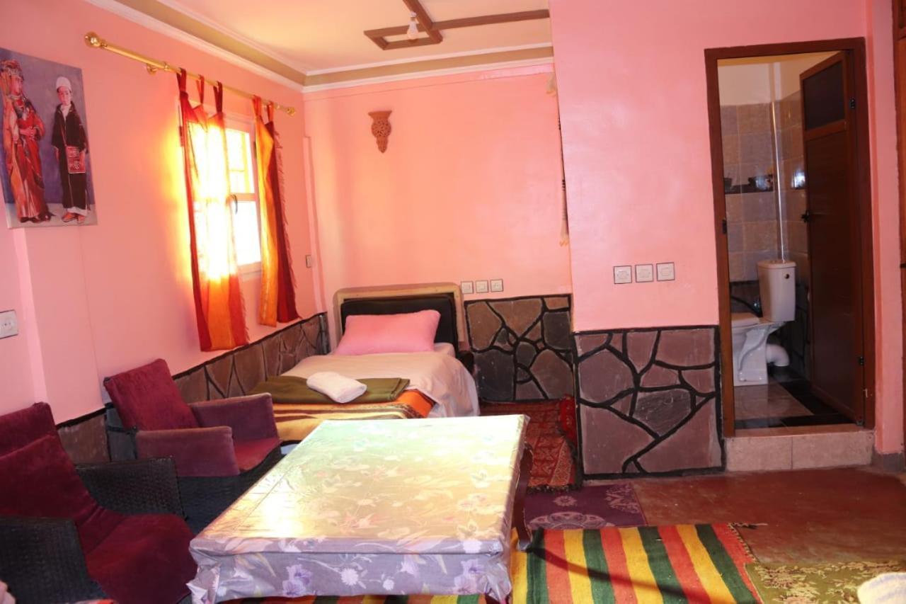 Maison d'hôtes La vallée des nomades Msemrir Extérieur photo