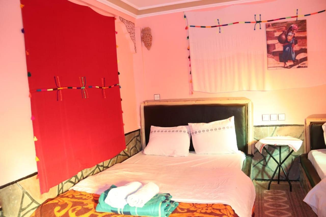 Maison d'hôtes La vallée des nomades Msemrir Extérieur photo