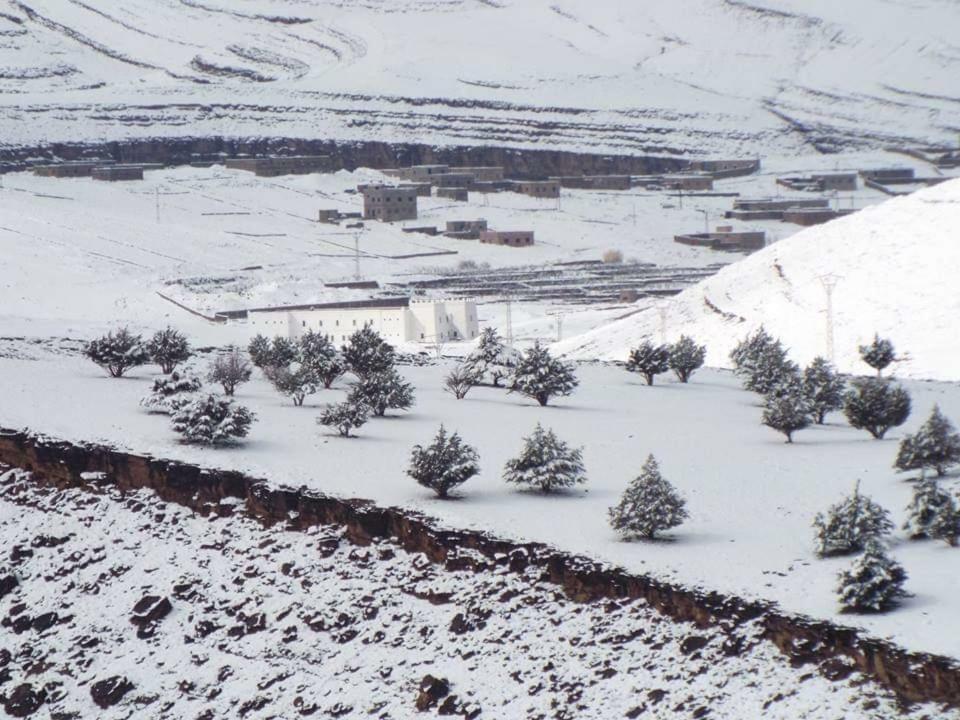 Maison d'hôtes La vallée des nomades Msemrir Extérieur photo