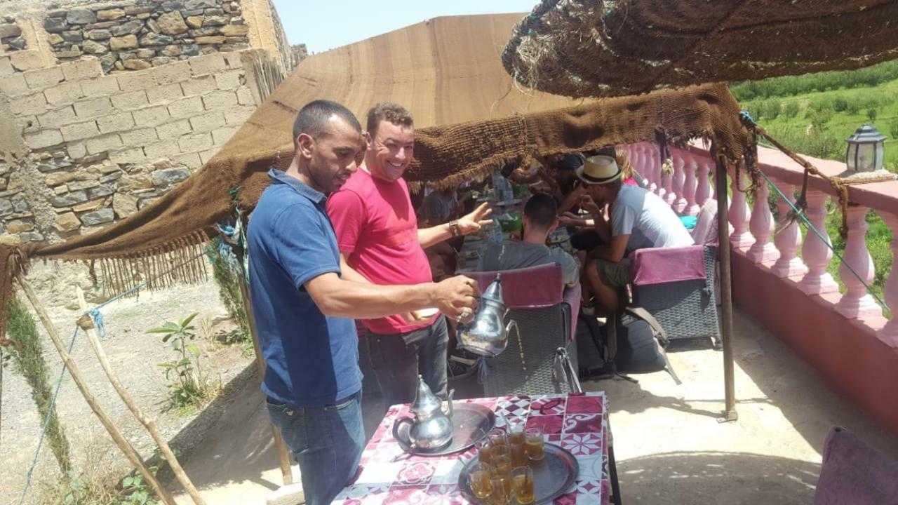 Maison d'hôtes La vallée des nomades Msemrir Extérieur photo